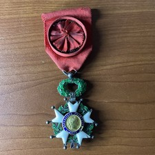 Original French Legion of Honor (Ordre National de la Légion d’Honneur) Medal picture