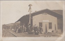 Erie RR Station Savona New York NY Depot Semaphore People RPPC 1900s Postcard picture