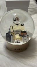 Chanel Beauté N5 Snow Globe Limited Edition Rare VIP Gift GWP 2021 Collectible picture
