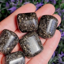 Indian Nuummite picture