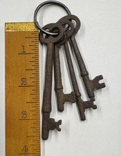 🌿 🗝️ Vintage Solid Metal Skeleton Keys , Rusty Antique Hardware Lot picture