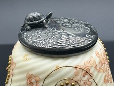 ANTIQUE Mt. Washington Crown Milano Box with Turtle Lid, 5