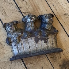 1930’s Wilcox Cast Iron Doorstop Three Baby Bullies Vintage picture