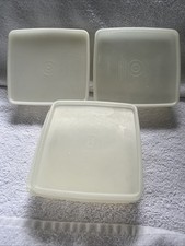 Lot 2 Vintage Tupperware Clear Sandwich Keepers 670 w/ Lids 671 EUC + spare   q2 picture