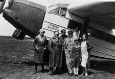 Hermann Koehl pilot Germany with his wife Elfride Koehl in a group- Old Photo picture