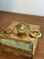 Vintage Gold Tone Magnetic Valet Key Ring Ornate Filigree Pull Apart Keychain picture