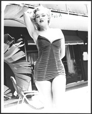 Marilyn Monroe Vintage Original Photo Hollywood Actress Sexy Swimsuit Bathing picture