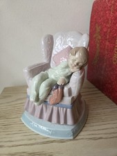Lladro 6667 Visions of Sugarplums Retired Mint Original Red Box W/ Sleeve Rare picture