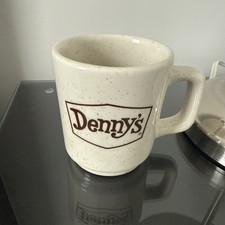 VINTAGE DENNYS BROWN LOGO BEIGE SPECKLED COFFEE MUG CUP Ceramic Diner Restaurant picture