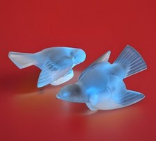Lalique France Pair of Crystal Glass Frosted Sparrow Dove Birds Figurines Signed picture