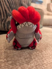 Pokemon Center 2010 exclusive Groudon Pokedoll official plush rare TCPI picture
