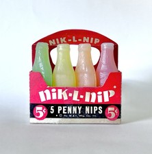 Vintage 1951 Glenn Confections NIK-L-NIP Wax Soda Bottles Candy 3” RED 5 CENTS picture