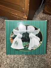 Vintage Kissing Angels White Bisque Porcelain Figurines by Giftco 2 pc. Boxed picture