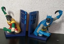 WARNER BROTHERS STORE CLASSIC BATMAN & ROBIN BOOKENDS 1999 New Open Box picture