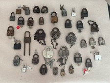 Large Antique Lock Collection With Some Very Vintage Examples Many Keys - 36 TL picture
