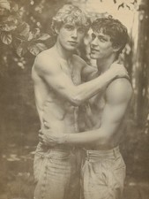17*PHOTOS - Gays - Men - Vintage photographs of attractive athletes.1920-80s. picture
