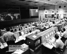 OVERALL VIEW OF MISSION CONTROL DURING APOLLO 10 - 8X10 NASA PHOTO (ZZ-650) picture