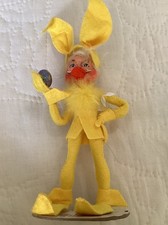 Annalee Yellow Suited Easter Bunny With Egg On 75th Anniversary Stand 2009 USA picture
