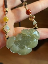 Untreated Genuine Nephrite Jade Pendant Hetian Jade 純天然和田玉 picture