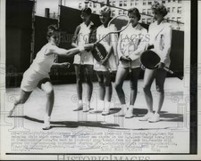 1959 Press Photo Nancy Richey, Sylvia Hardaway, Judy Sylvester at tennis picture
