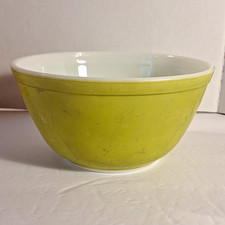 Vintage Pyrex  Nesting Bowl Faded Avocado 402 1 1/2 Quart Ovenware USA Made picture