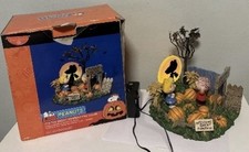 Department 56 Peanuts – “It’s The Great Pumpkin” Lit Scene picture