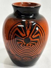 Handmade Artist signed E. MANUEL Native American VASE Spiral Labyrinth Motif ++ picture