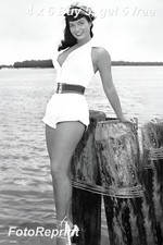 BETTIE PAGE 4x6 Collectible Photo Retro 1950s Pin Up Fashion Glamour Portrait picture