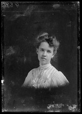 Photo:Unidentified Woman Portrait Cabinet Photo ca 1873-1916 picture