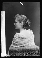 Photo:Miss A.F. Gardiner Portrait c1891-1894 picture