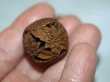 Vintage Carved Chinese Wood Wooden Bead Chrysanthemum Flower Design carving 22mm picture