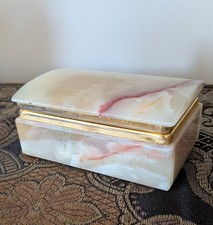 Vtg Alabaster Dome Lid & Piano-Hinged Hand-Carved Keepsake/Jewelry Box - Italy picture