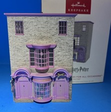 HARRY POTTER SPECIAL LIGHTING HALLMARK KEEPSAKE ORNAMENT NEW picture