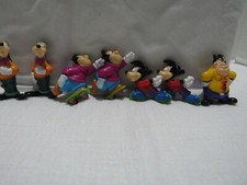 VTG MINITURE DISNEY GOOFY FIGURINES 2