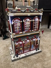 Mr. Christmas Gold Label Animated Hyde Park K. Kringle's Department Store Video picture