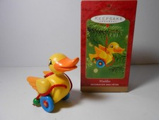 2001 Hallmark Ornament Duck Wood Pull Toy Waddles MIB picture