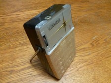 Vintage Linmark 8 Transistor Model T-80 Transistor Radio picture