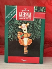 HALLMARK 1991 TIGGER WINNIE THE POOH DISNEY ORNAMENT picture