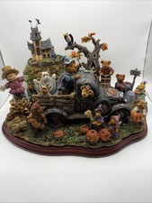 Boyds Bears Danbury Mint The Boyds Bears At Haunted Hill In Original Packaging picture