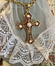 Vintage Limited Edition Sarah Coventry Cross Necklace In Original Box picture