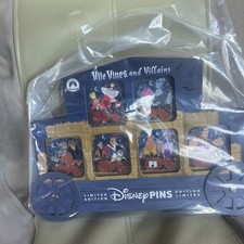NEW 2026 Disney Limited Edition Vile Vines and Villains Halloween PinSet IN HAND picture
