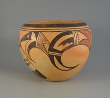 Laura Chapella Tomosie  1907-1981- Old Vintage Hopi Pot-7 1/2 