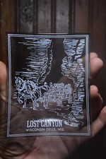 LOST CANYON WISCONSIN DELLS HORSE WAGON RIDE GLASS PIN TRAY SIGN 1970s VINTAGE  picture