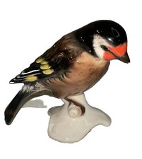 Vtg Goebel Europeon Goldfinch Chardonnay figurine Glossy ceramic Germany BIRD picture