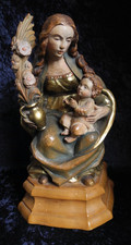 VINTAGE HAND-CARVED POLYCHROME WOODEN MADONNA & CHILD STATUE VIRGIN MARY ROSE picture