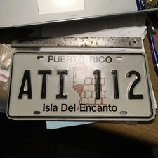 PUERTO RICO LICENSE PLATE , NEAR MINT CONDITION ,SHIPS FAST picture
