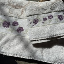 Vintage Jubilee Hand Bath Towel Set Purple Rose Embroidered Cottage Shabby Chic picture
