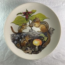 CHIPMUNKS AND TRILLIUM Plate Albert Earl Gilbert Mother's Day 1977 Halbert's Inc picture