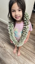 Graduation Money Lei Handmade with Shell Beads Contains $1 Bills X 50 Real Money picture