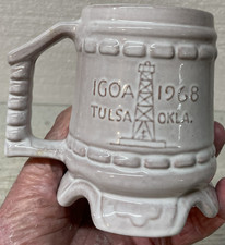 MUG Frankoma Pottery  Tulsa Oklahoma Oil Capital of the World 1968 Oil Well IGOA picture